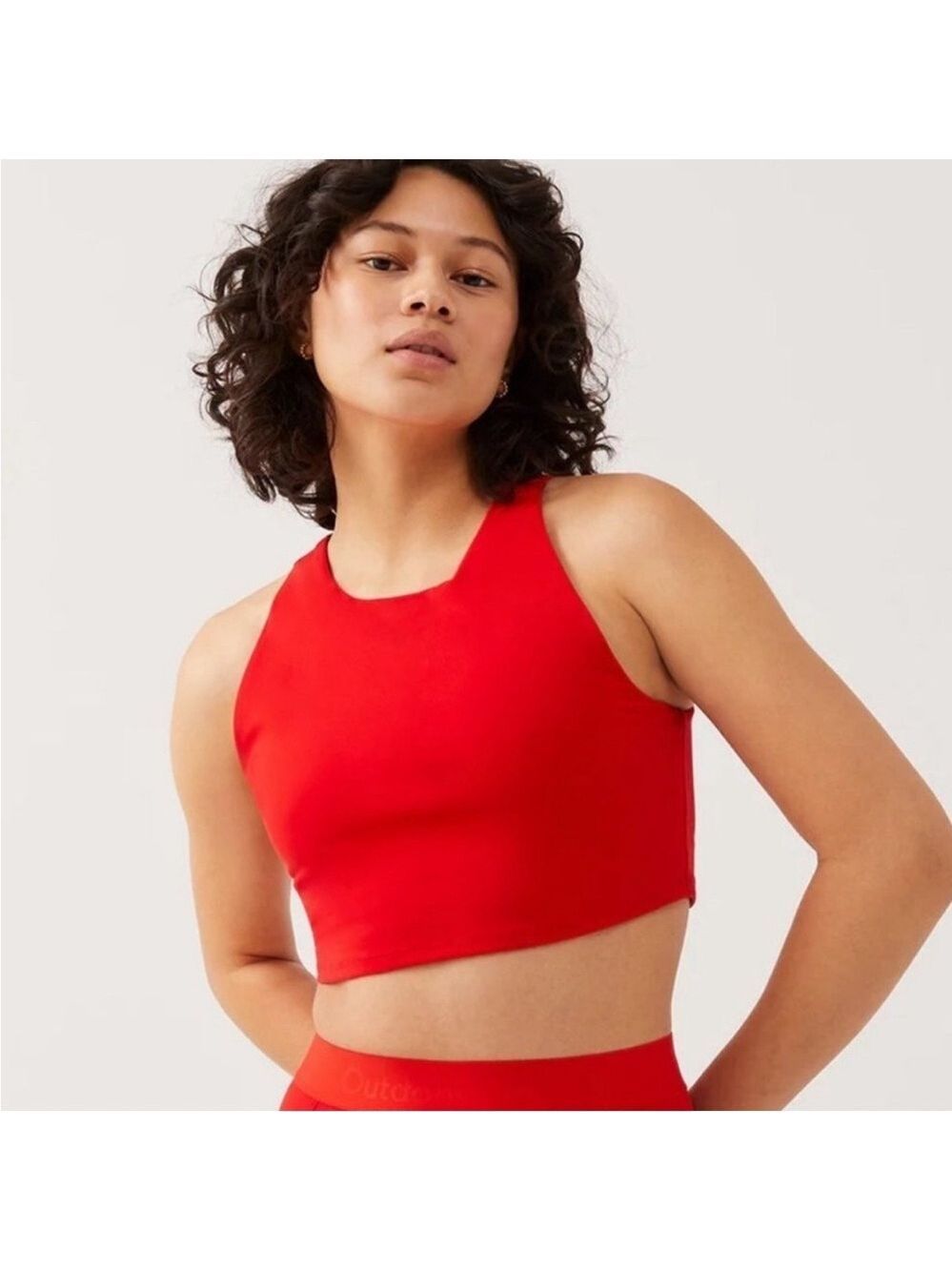 Outdoor Voices Zoom Crop Top in Candy Apple Red
